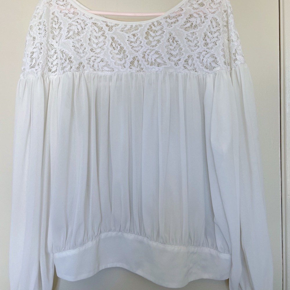 Stylized Long Sleeve Lace Blouse